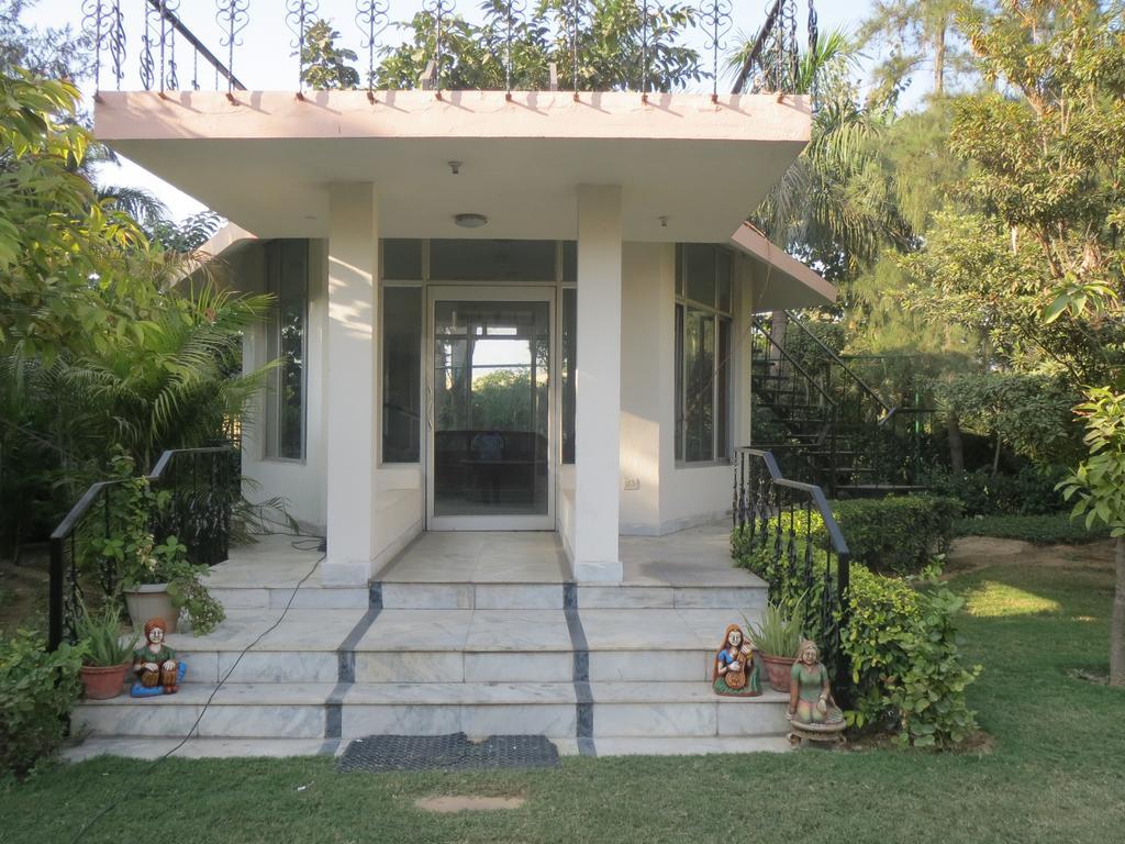 Green Villa Bed & Breakfast Нью-Дели Экстерьер фото