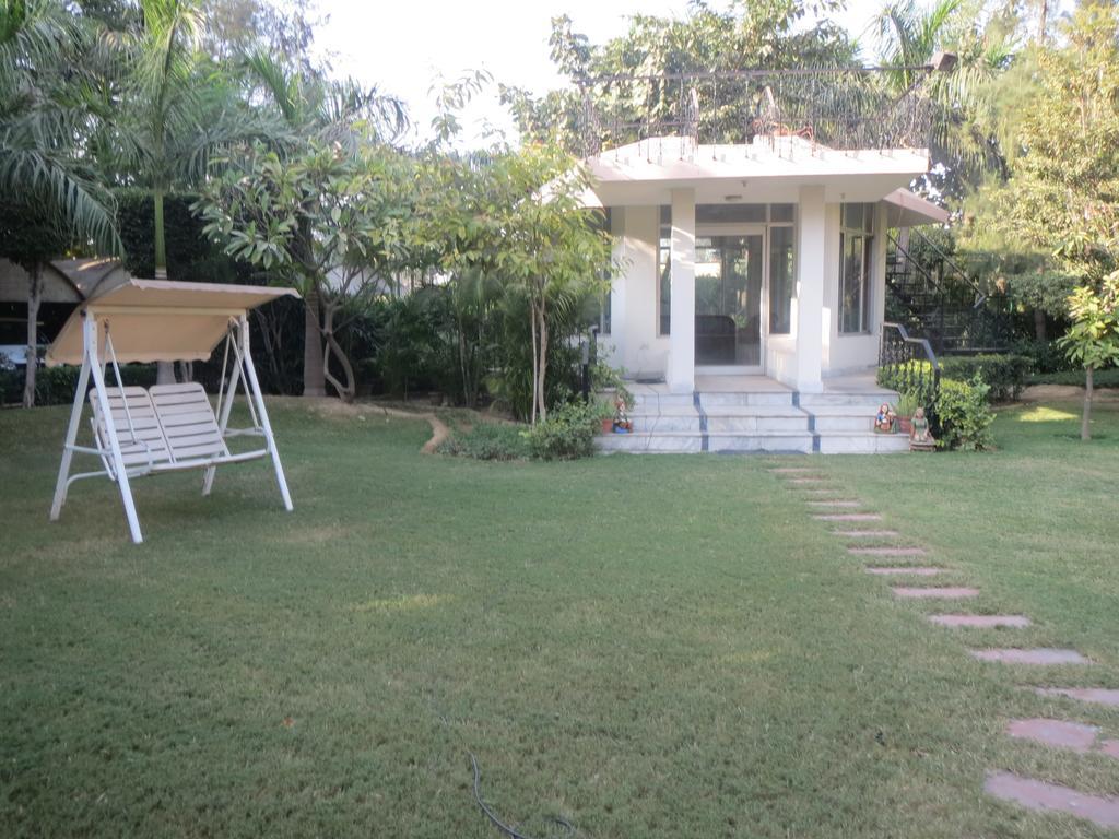 Green Villa Bed & Breakfast Нью-Дели Экстерьер фото